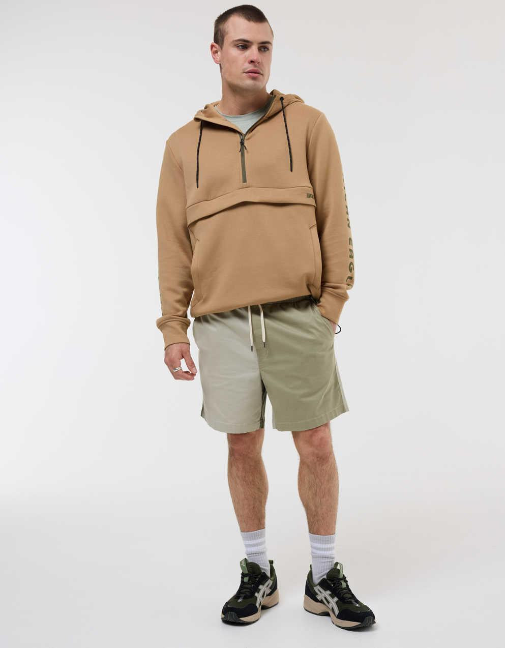 AE 24/7 7" Flex Lived-In Colorblock Trekker Short