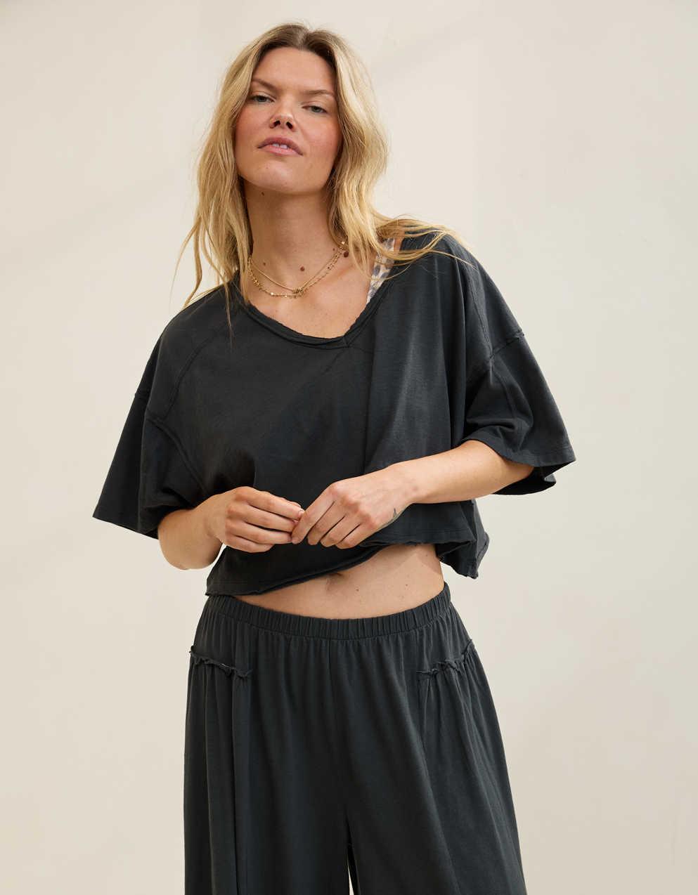 Aerie Happiest Cropped V Neck T-Shirt