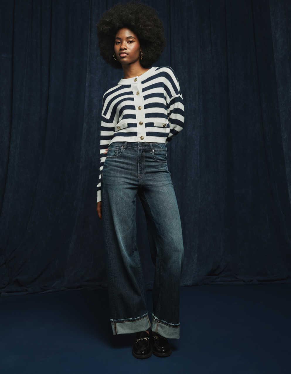 AE Super High-Waisted Baggy Jean