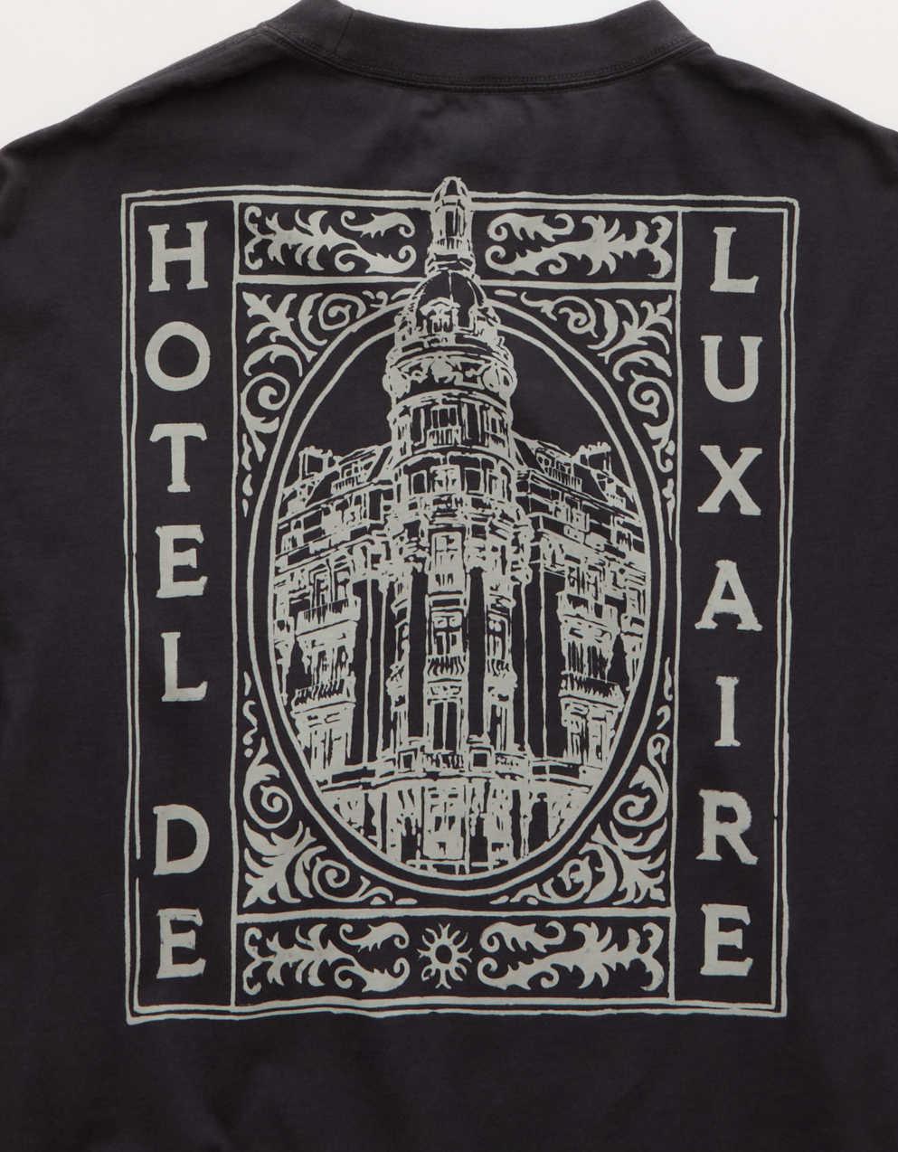 AE Boxy Long Sleeve Graphic T-Shirt
