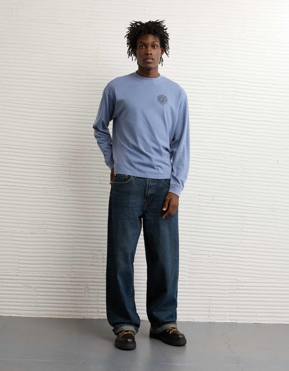 AE Boxy Long Sleeve Graphic T-Shirt