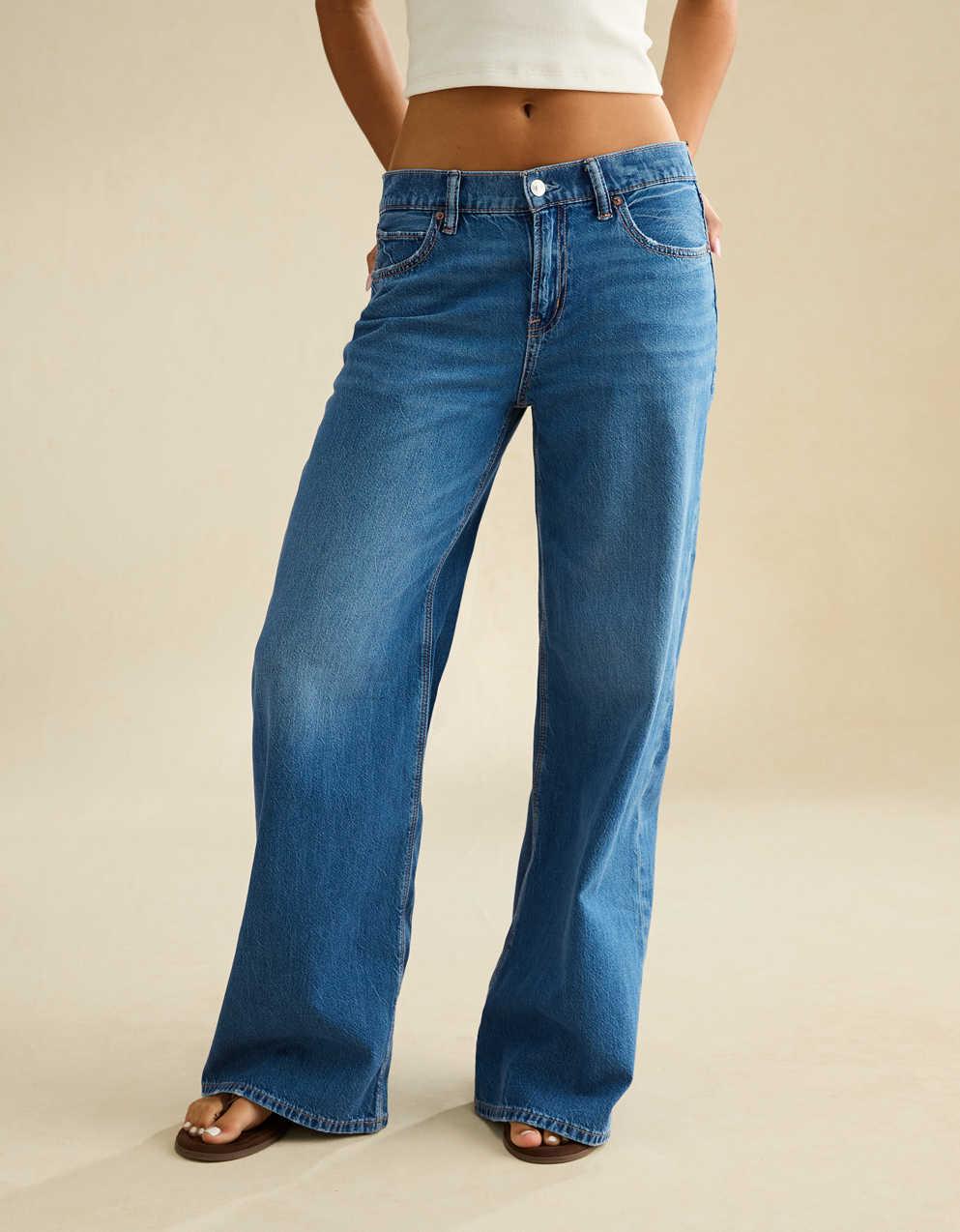 AE Low-Rise Ultra Wide-Leg Jean