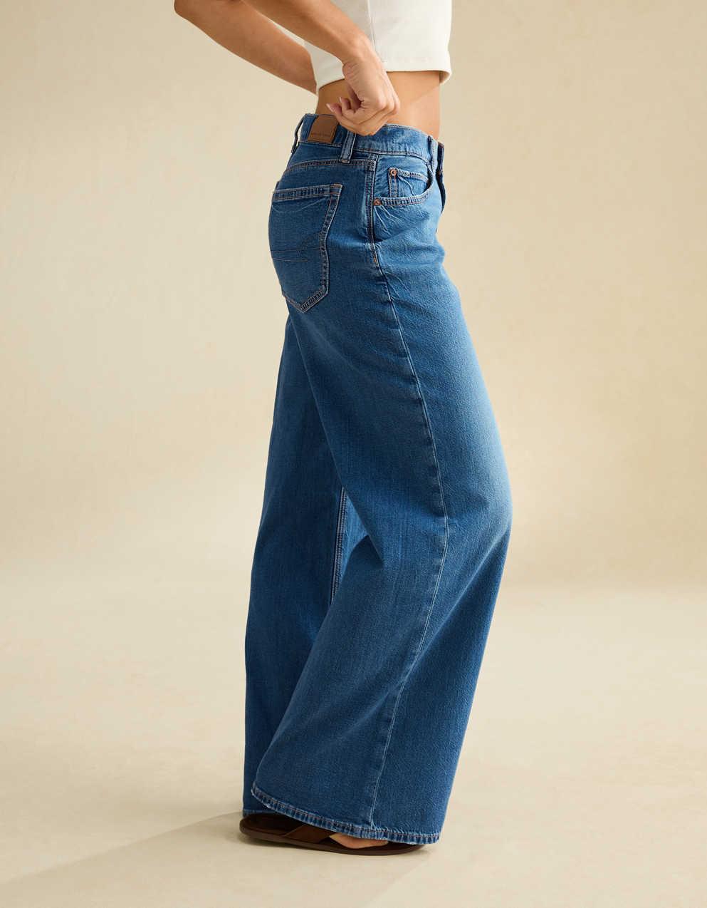 AE Low-Rise Ultra Wide-Leg Jean