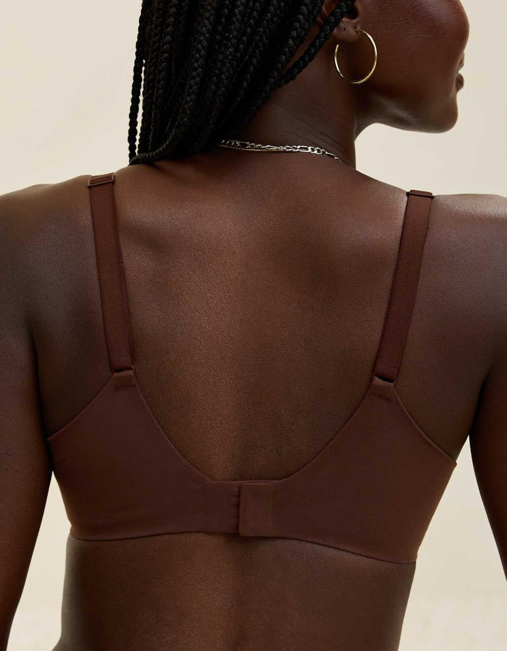 SMOOTHEZ Full Coverage Lightly Lined Bra