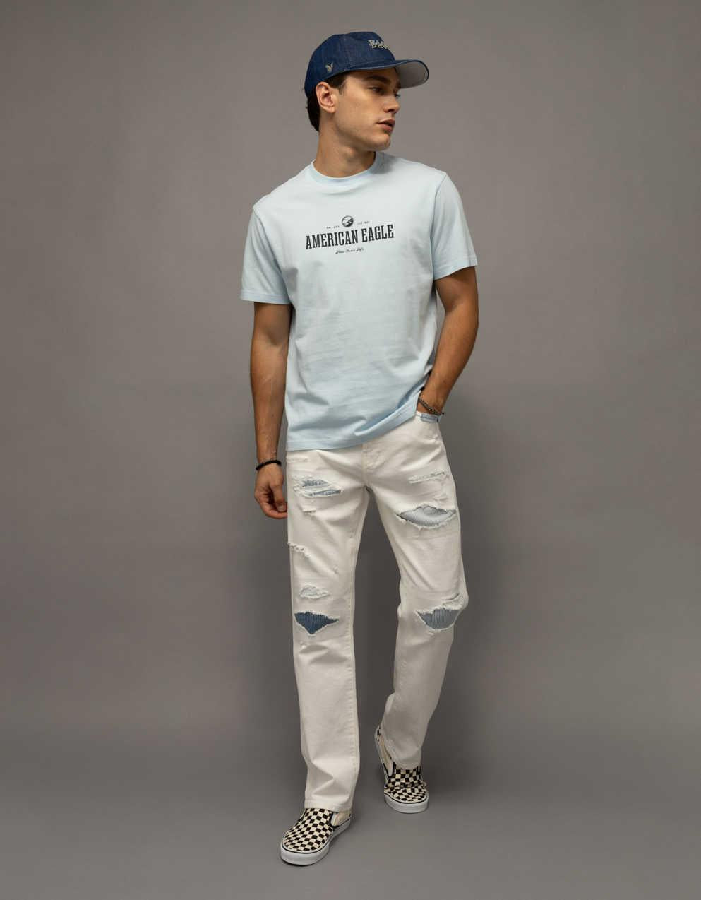 AE Standard Fit Graphic Logo T-Shirt