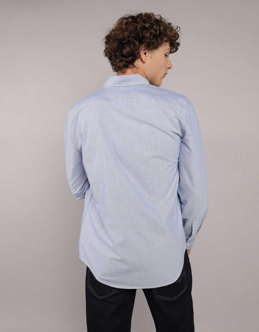 AE Everyday Slim Oxford Button-Up Shirt