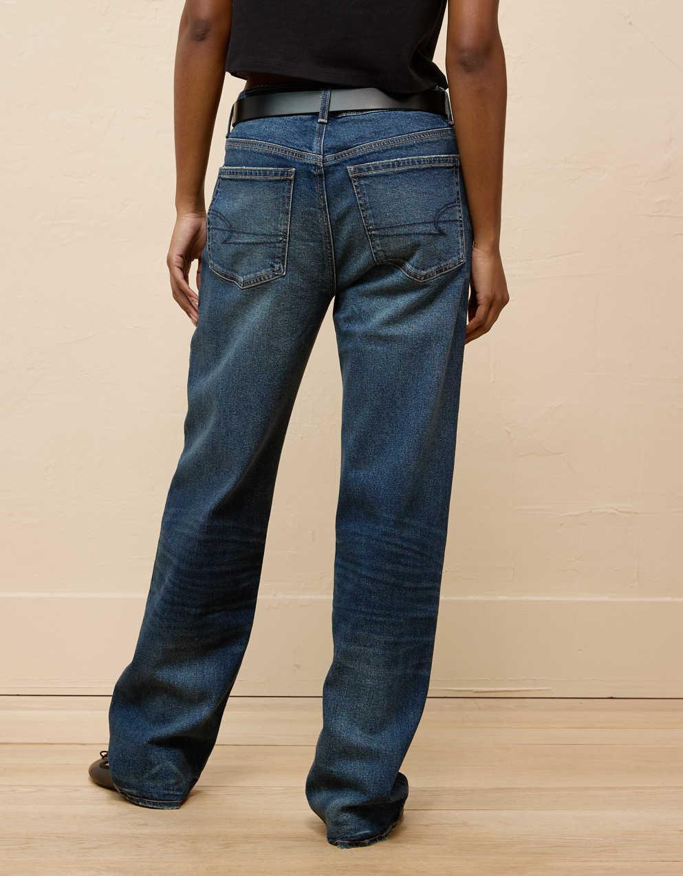AE Strigid Low-Rise Baggy Straight Jean