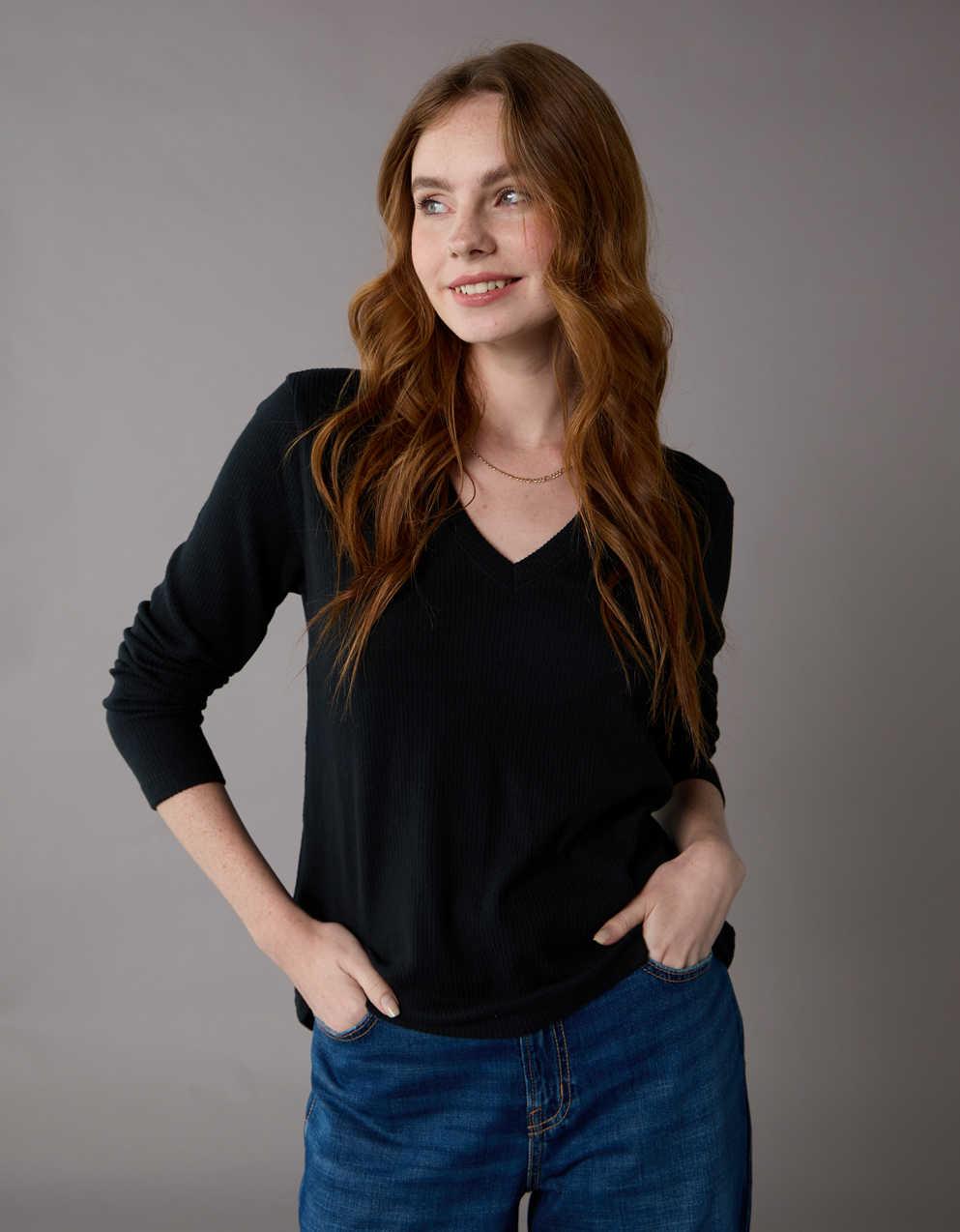 AE Long Sleeve Cozy V-Neck Top