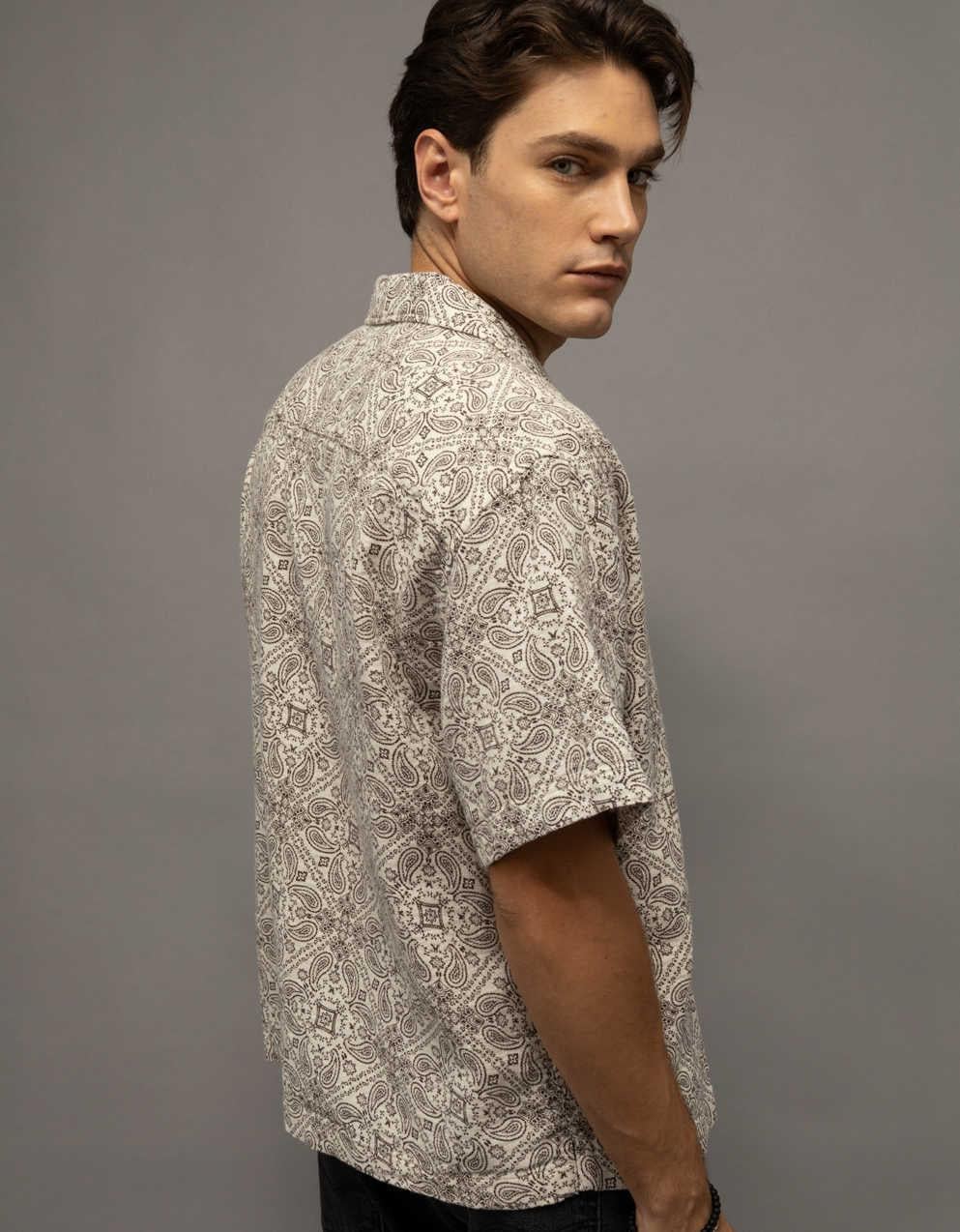 AE Relaxed Fit Short-Sleeve Camp Collar Shirt